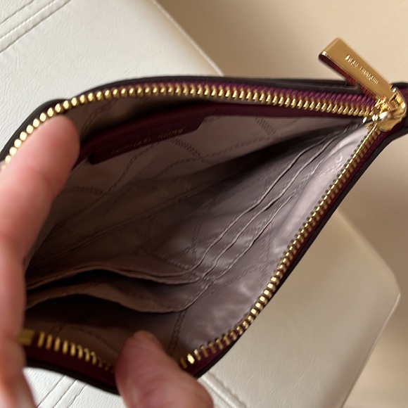 MK wristlet - Picture 8 of 10